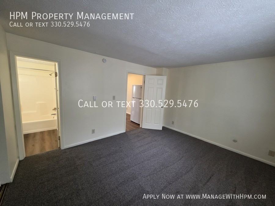 591 E Buchtel Ave #F - Photo 7 of 30