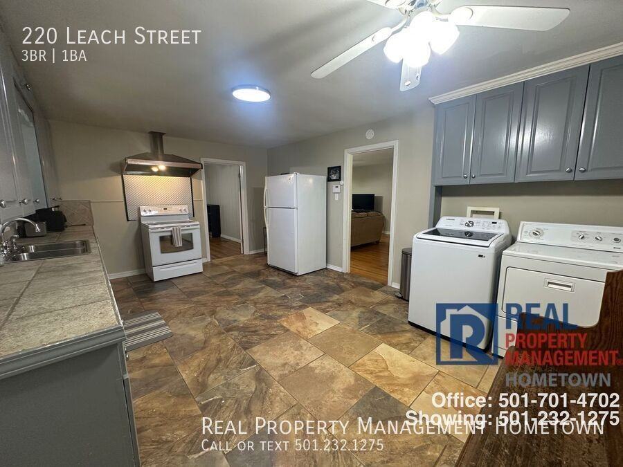 220 Leach St - Photo 4 of 13