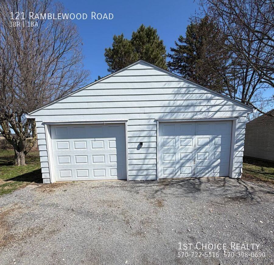 121 Ramblewood Rd - Photo 2 of 20