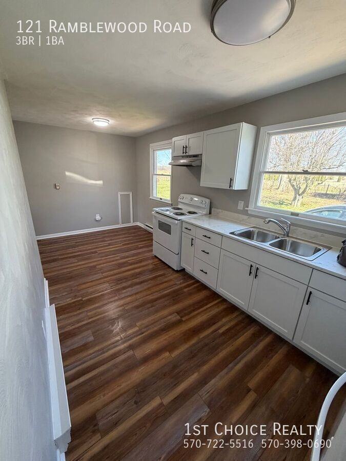 121 Ramblewood Rd - Photo 4 of 20