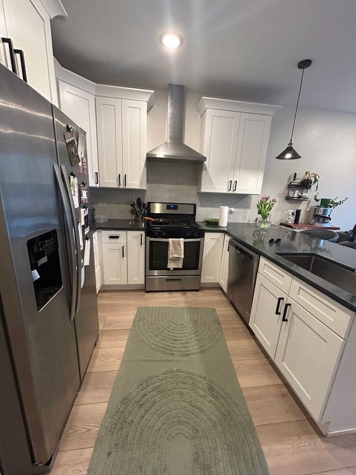 1646 W Belmont Ave #204 - Photo 5 of 16
