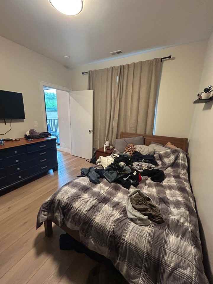 1646 W Belmont Ave #204 - Photo 7 of 16