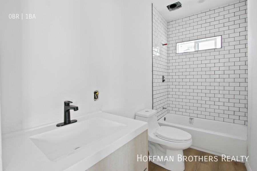 2694 James M Wood Blvd #7 - Photo 6 of 6