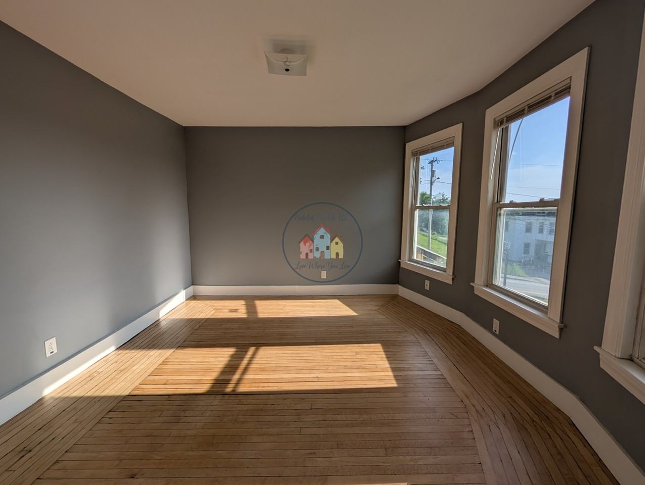 16 Clinton Ave #2 - Photo 2 of 13