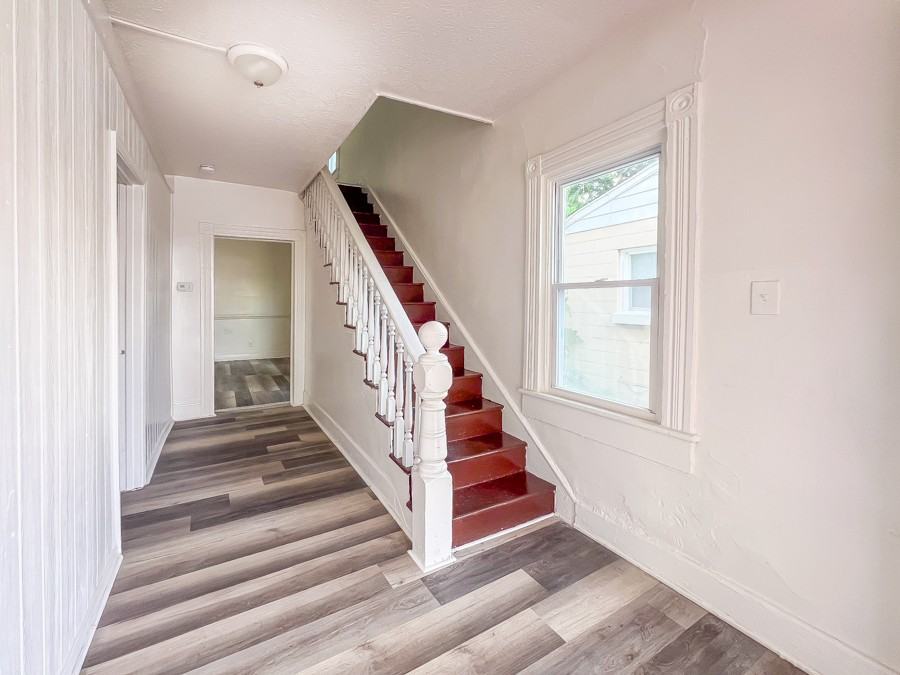 1005 Maplewood Ave #NA - Photo 7 of 22