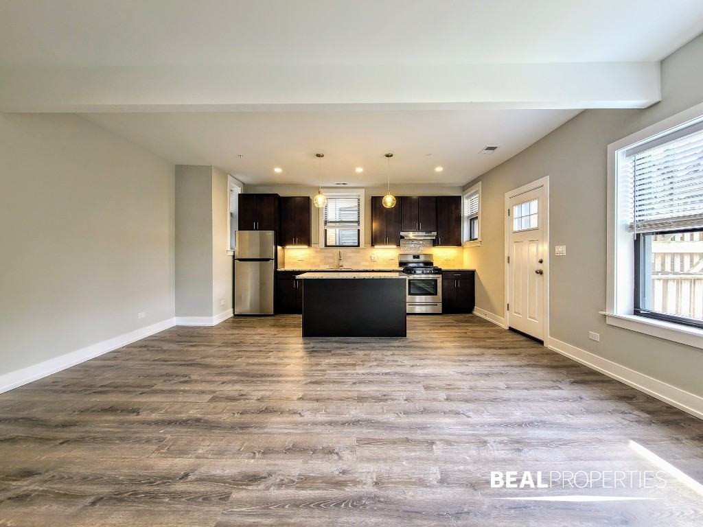 1002 Maple Ave #1 - Photo 3 of 20