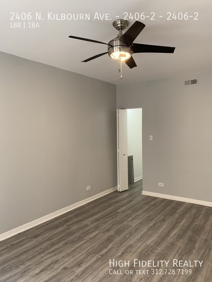 2406 N Kilbourn Ave #2406-2 - Photo 4 of 8