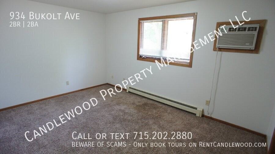 934 Bukolt Ave - Photo 5 of 14