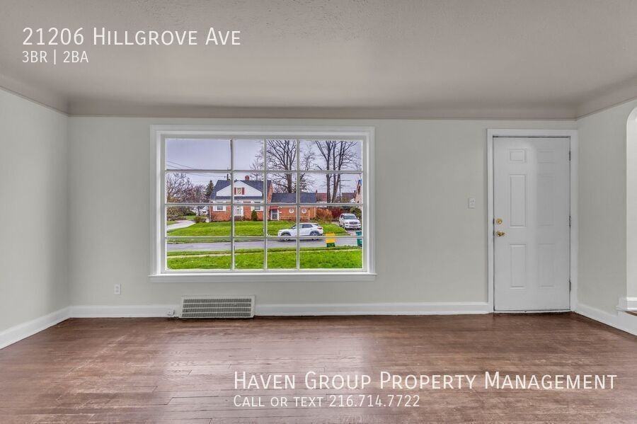 21206 Hillgrove Ave - Photo 3 of 27