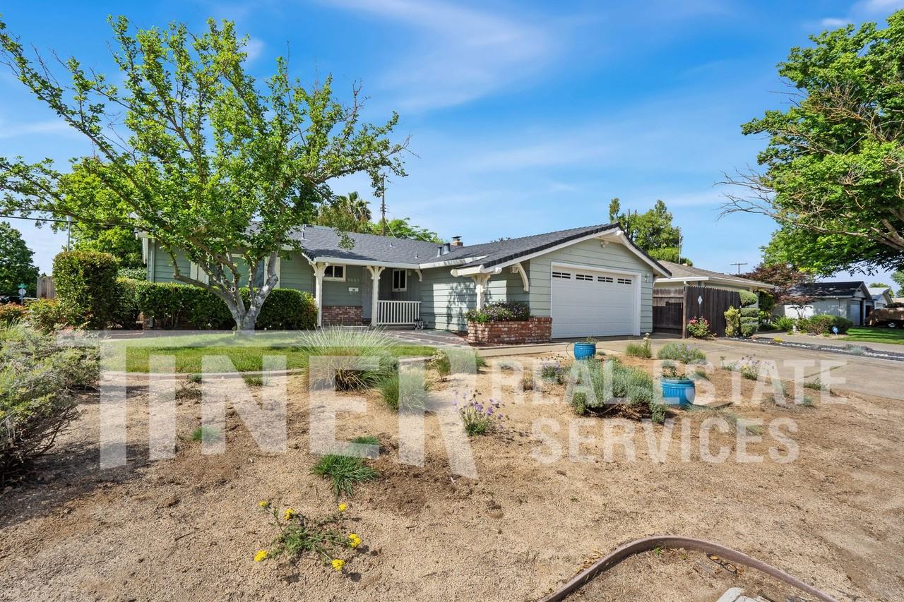 8665 Everglade Dr - Photo 5 of 25