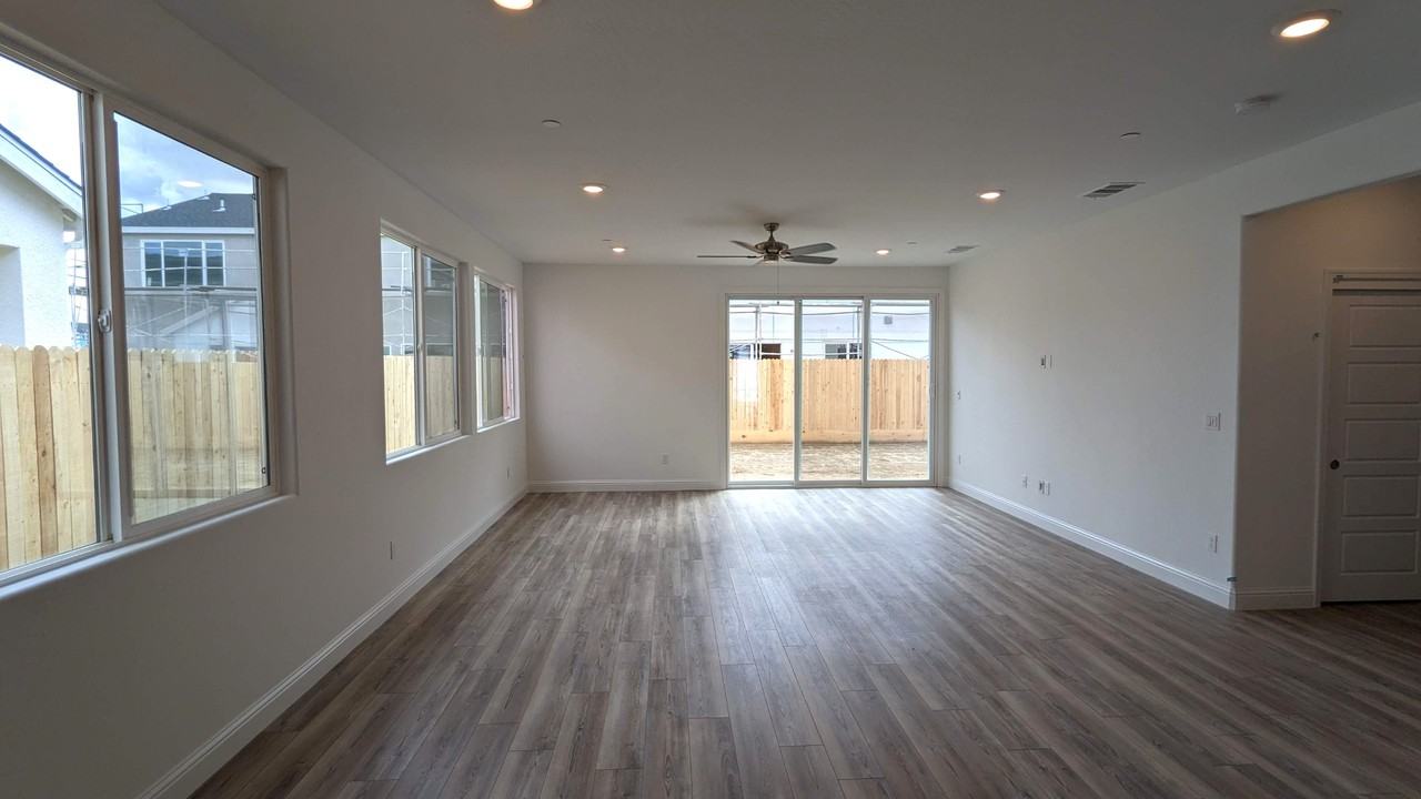 6413 E Giavanna Ave #NA - Photo 5 of 17