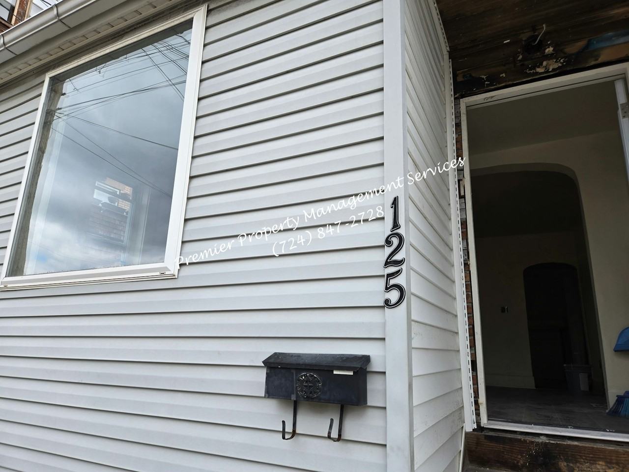 125 North Chestnut Street, Unit 1/2 - Photo 2 of 27