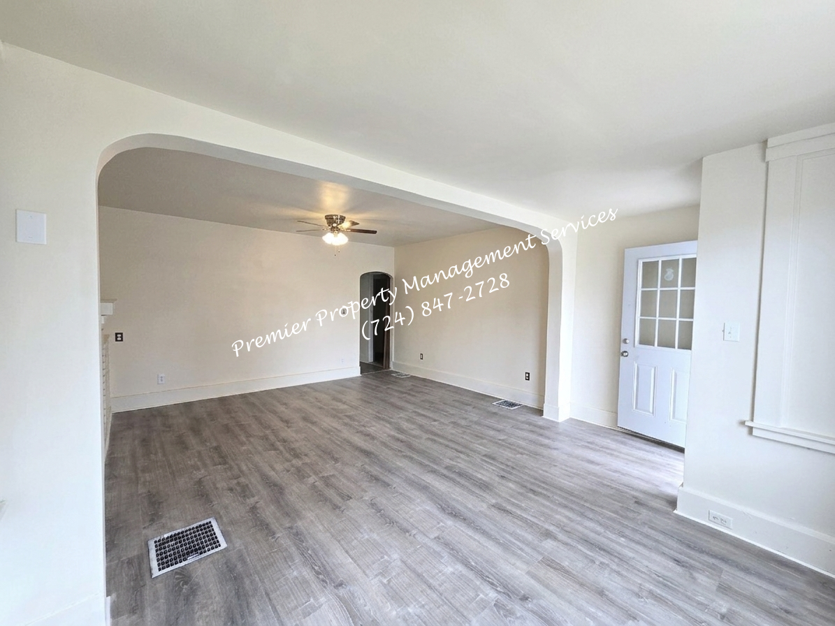 125 North Chestnut Street, Unit 1/2 - Photo 5 of 27