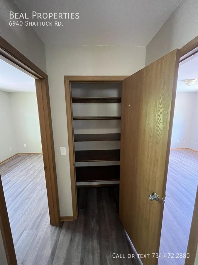 6940 Shattuck Rd - Photo 6 of 20