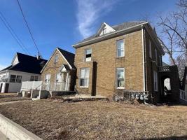 featured image of 128 Lafayette St #3