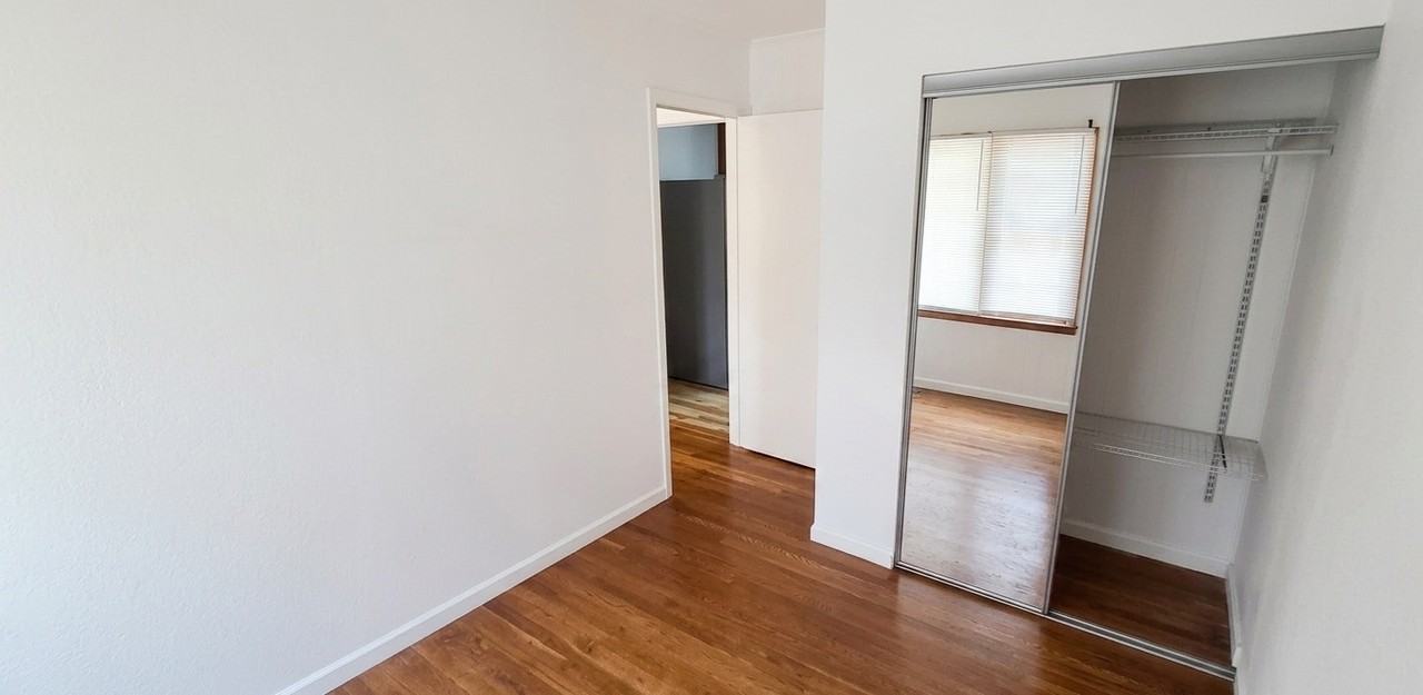 389 Collins Road, Unit Home Unit - Photo 6 of 19