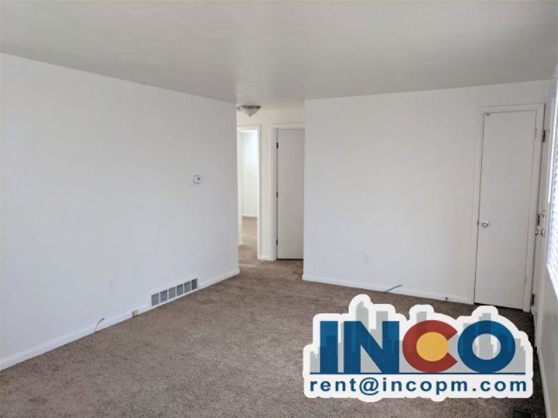 3237 S Huron St - Photo 5 of 22