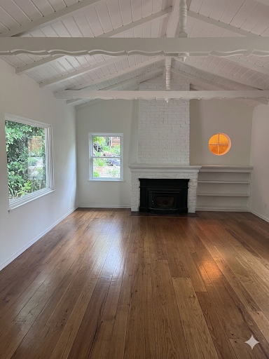 1045 Mountain Blvd - Photo 2 of 13