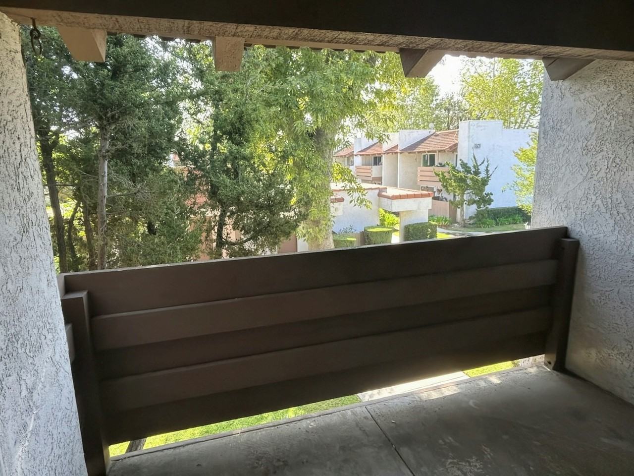 17552 Vandenberg Ln, Unit 6 - Photo 5 of 18