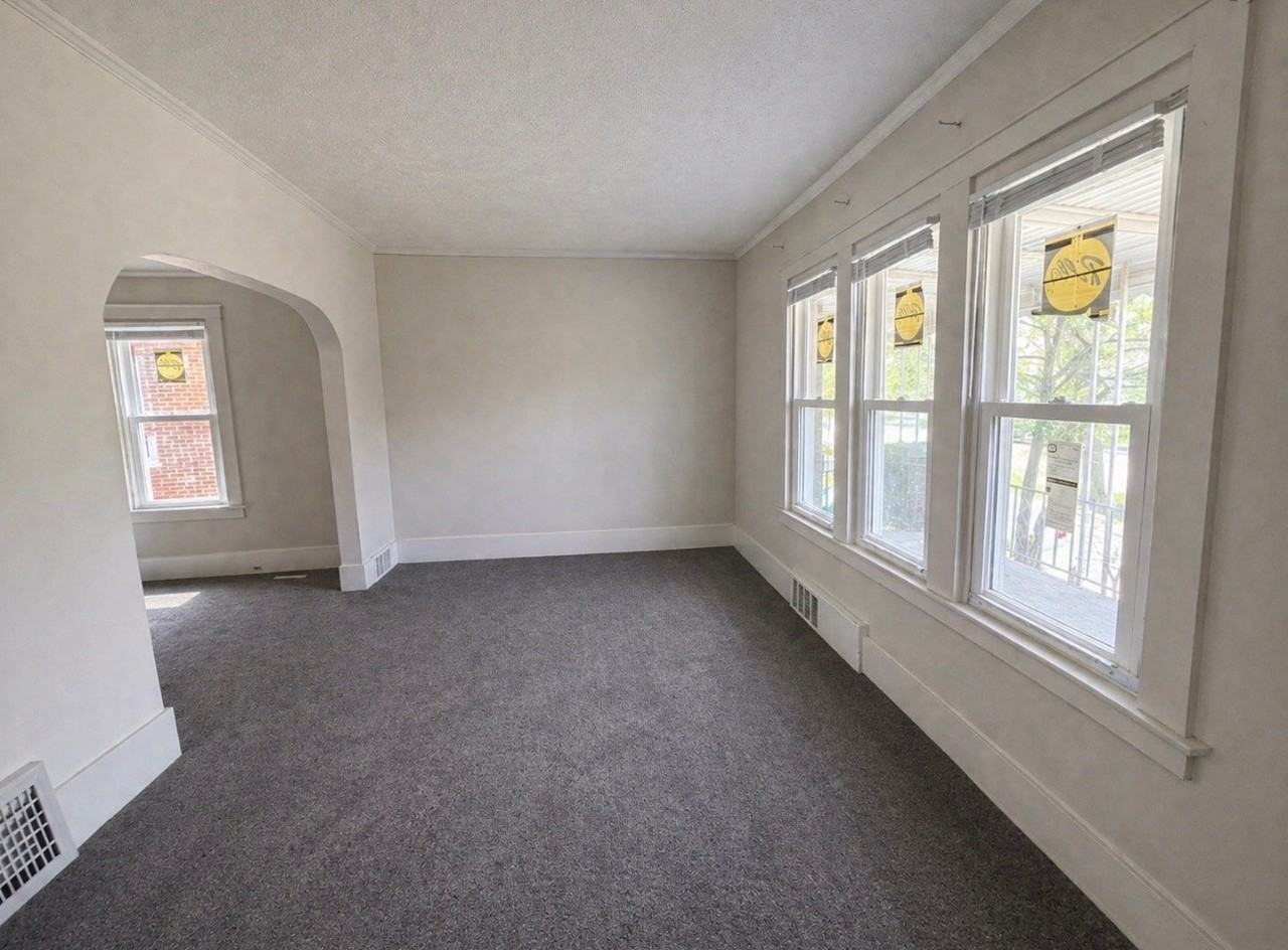 5856 Barrett Street, Unit Lower - Photo 2 of 9