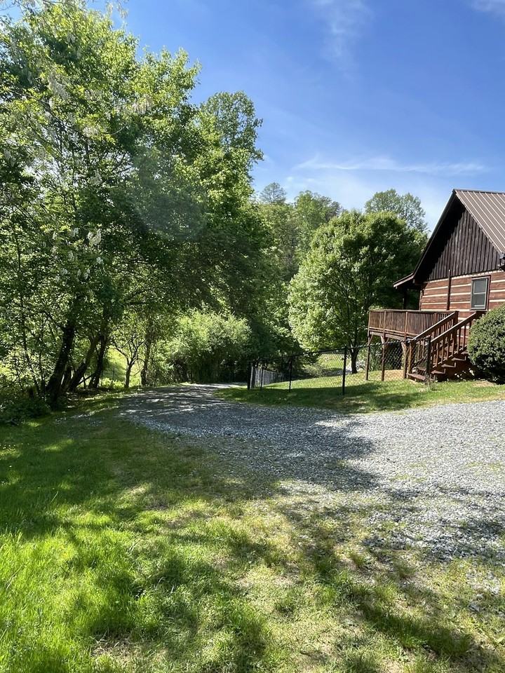 184 Flynn Branch Road - Photo 6 of 43