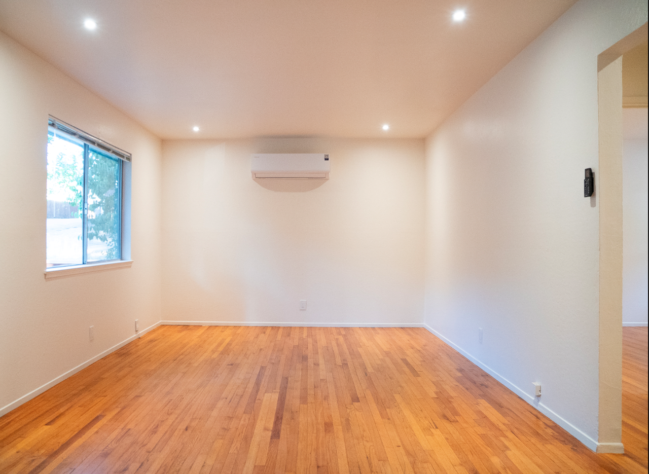 356 Chamberlain Avenue, Unit A - Photo 3 of 5