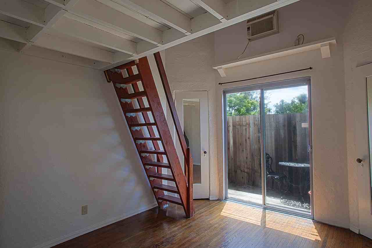 1548 Cerro Gordo St - Photo 4 of 8