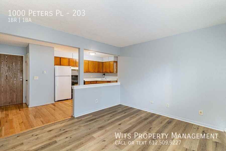 1000 Peters Pl #203 - Photo 3 of 10
