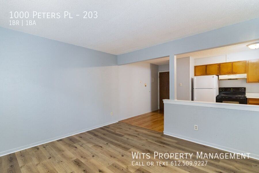 1000 Peters Pl #203 - Photo 4 of 10