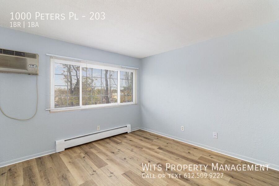 1000 Peters Pl #203 - Photo 5 of 10