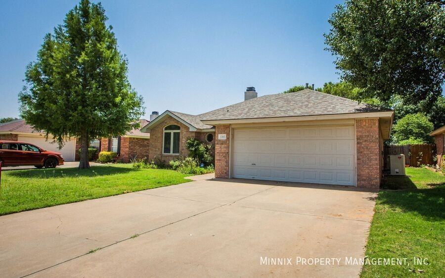 3305 103rd St - Photo 5 of 45