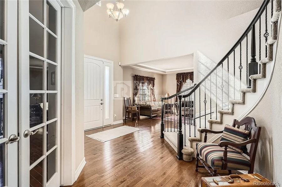 11602 Pine Canyon Dr - Photo 3 of 35