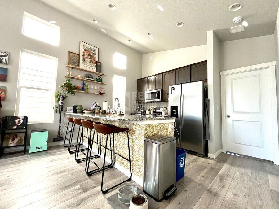 7333 Rosa Belle Hts - Photo 4 of 13