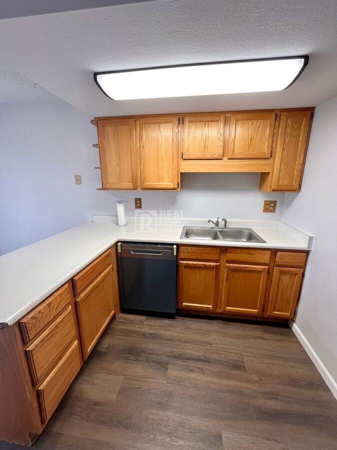 1334 Firefly Cir - Photo 4 of 15
