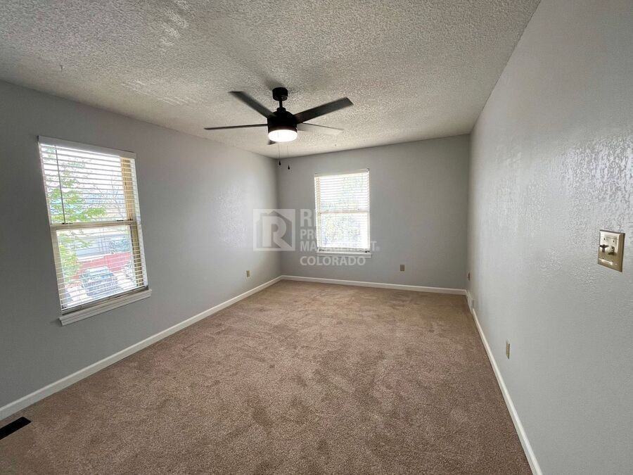 1334 Firefly Cir - Photo 6 of 15