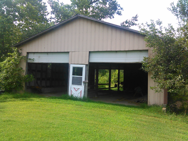 8310 Middle Butler Rd - Photo 3 of 30