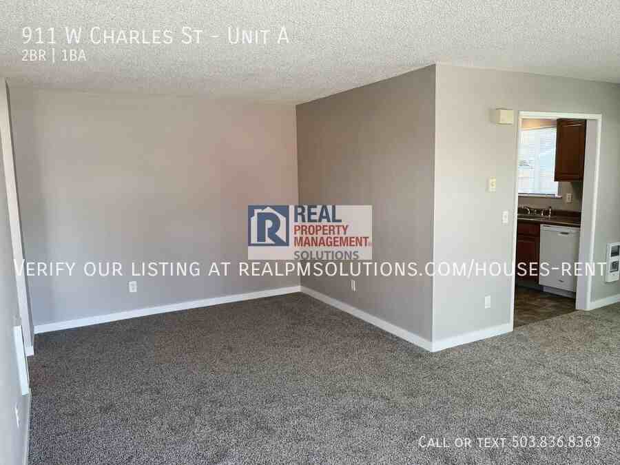 911 W Charles St #A - Photo 5 of 34