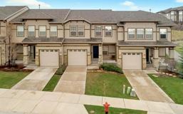 2018 E Stoneleigh Dr - Photo 1 of 1