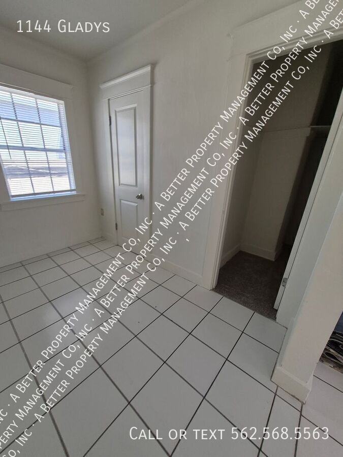 1144 Gladys Ave - Photo 2 of 14