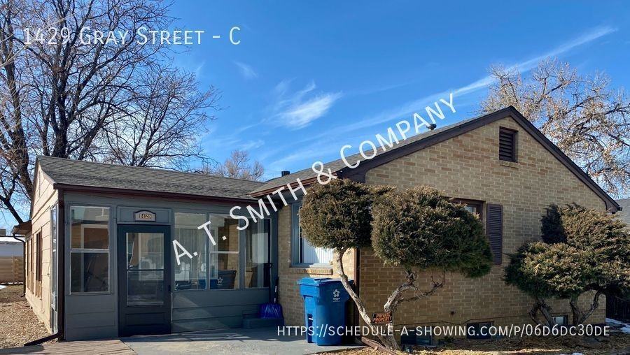 1429 Gray St #C - Photo 3 of 8