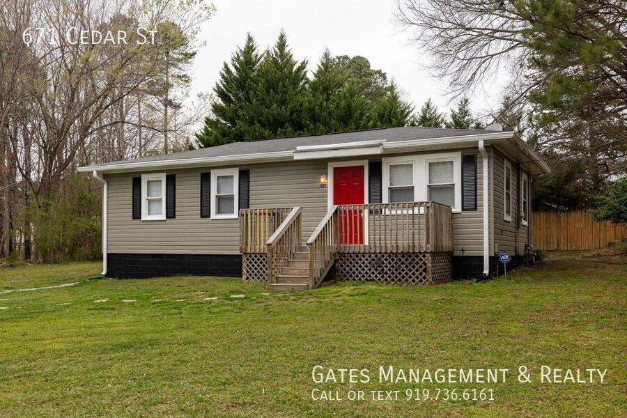 671 Cedar St - Photo 2 of 29