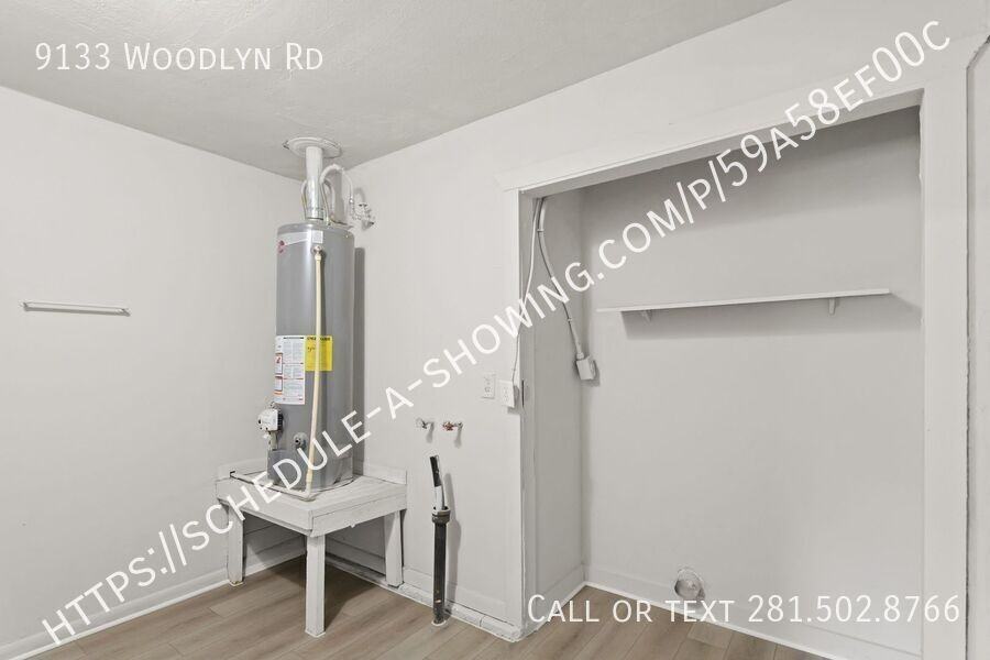 9133 Woodlyn Rd - Photo 4 of 16