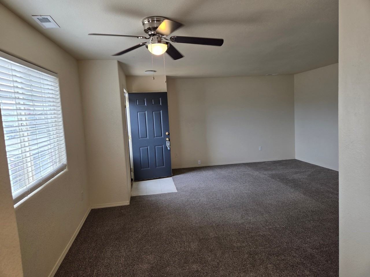 3007 Ontario St - Photo 2 of 17
