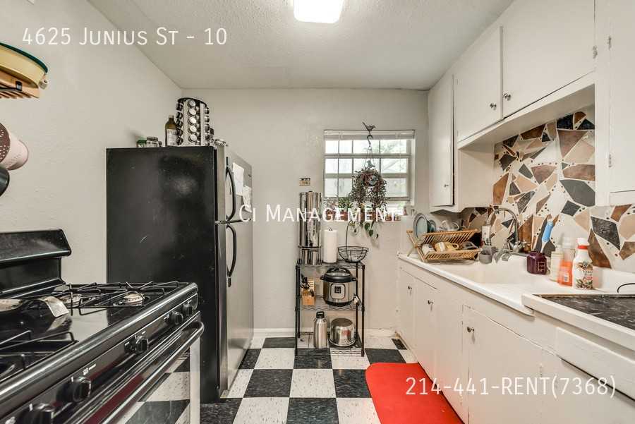 4625 Junius St #10 - Photo 7 of 18