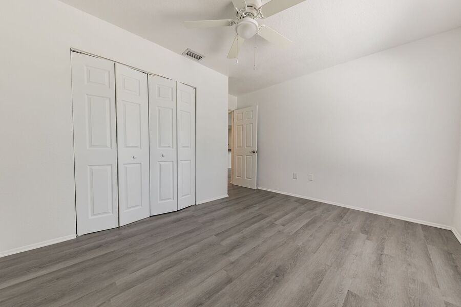 430 Avenue B Ne #A - Photo 5 of 6