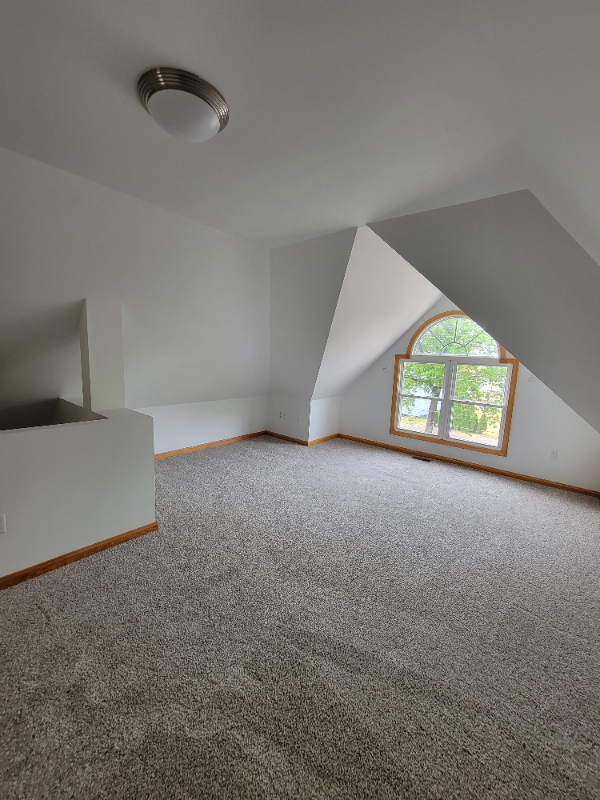955 W 10th St Apt 2nd - Photo 6 of 12
