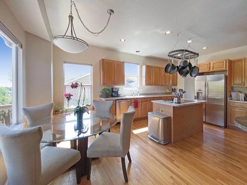 12063 W 83rd Ln - Photo 4 of 18