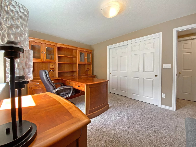 12063 W 83rd Ln - Photo 6 of 18