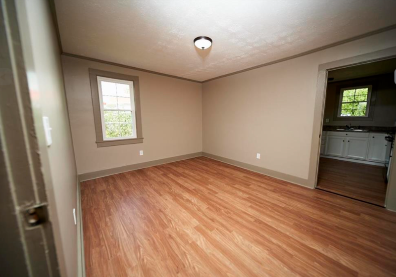 108 Travis Ct #108 - Photo 5 of 9