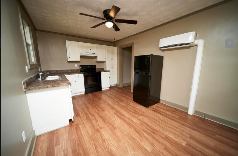 108 Travis Ct #108 - Photo 7 of 9